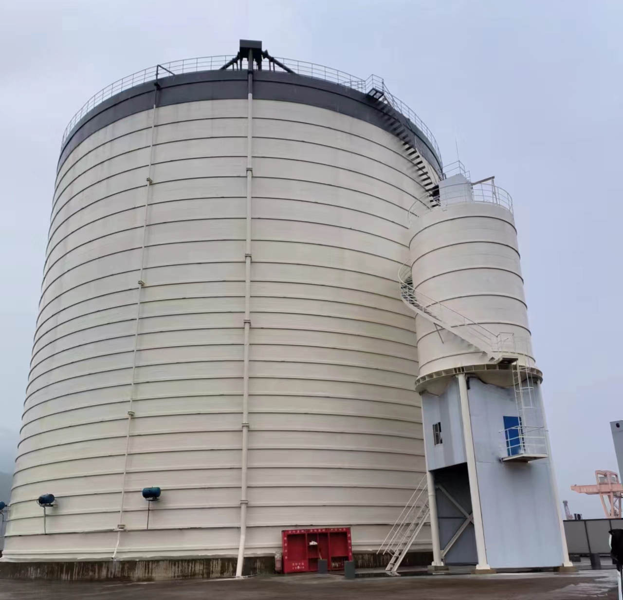 江达10万吨水泥钢板库